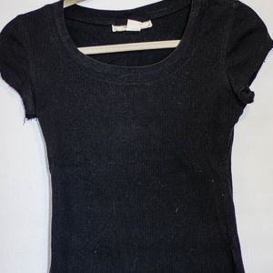 Fitted black scoop neck T-shirt